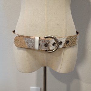 Fossil Belt with 28"-33" from buckle to first and last hole.  Black/Brown. Cute